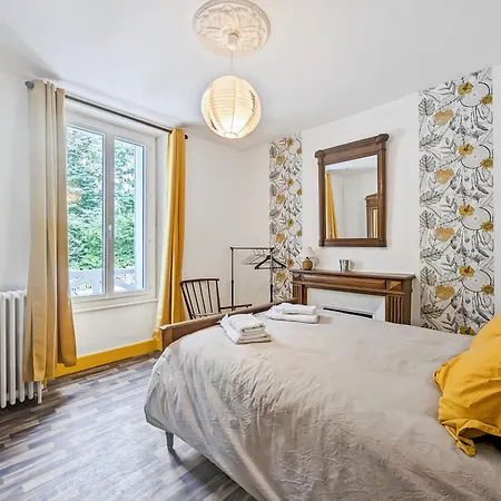 Dom wakacyjny Grande Maison Familiale De Charme 9ch Vic-sur-Cère